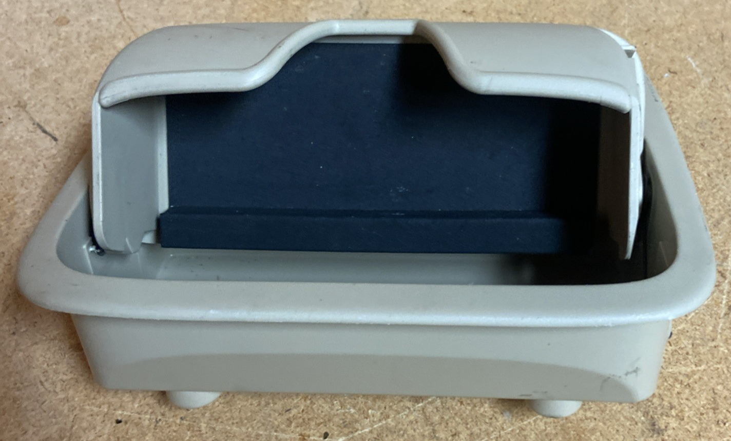 2006 Acura TSX OEM Overhead Console With Map lights, Sunglass Holder And Sunroof
