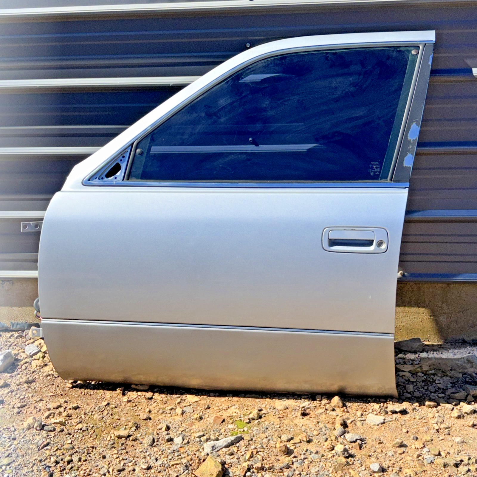 1998-2000 Lexus LS 400 Conjunto de panel de la puerta izquierda del conductor OEM plateado