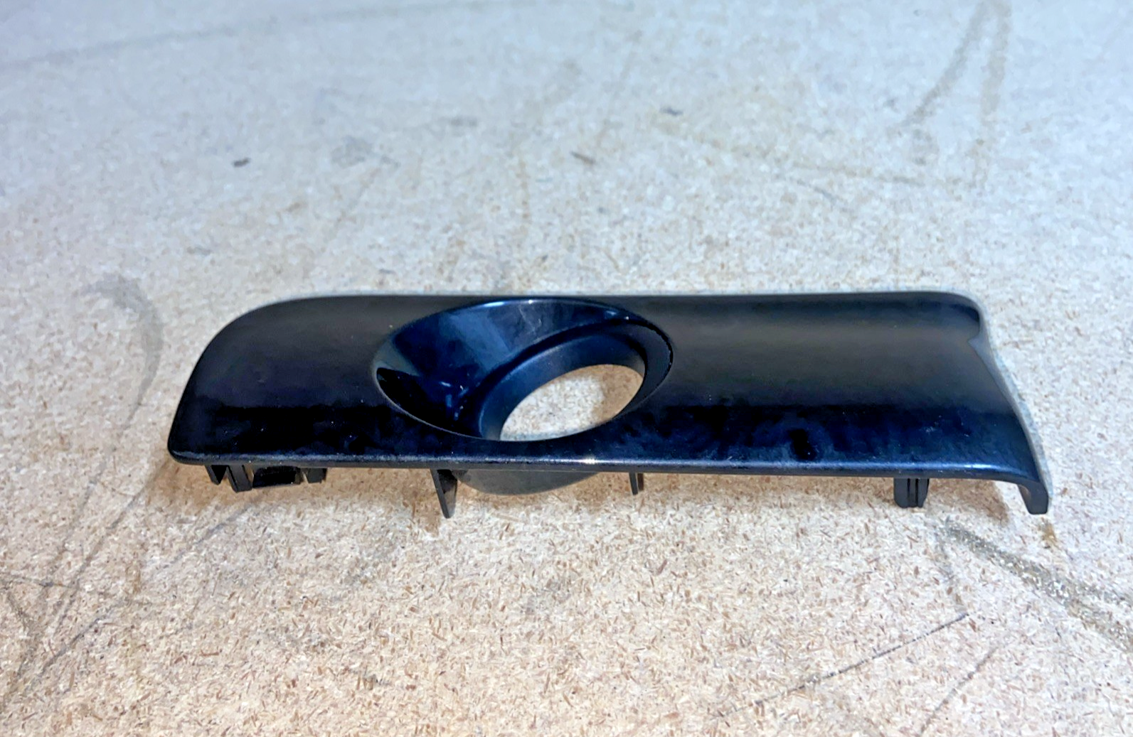 2011-2015 Dodge Grand Caravan Mopar Panel de instrumentos embellecedor de encendido 1RB72