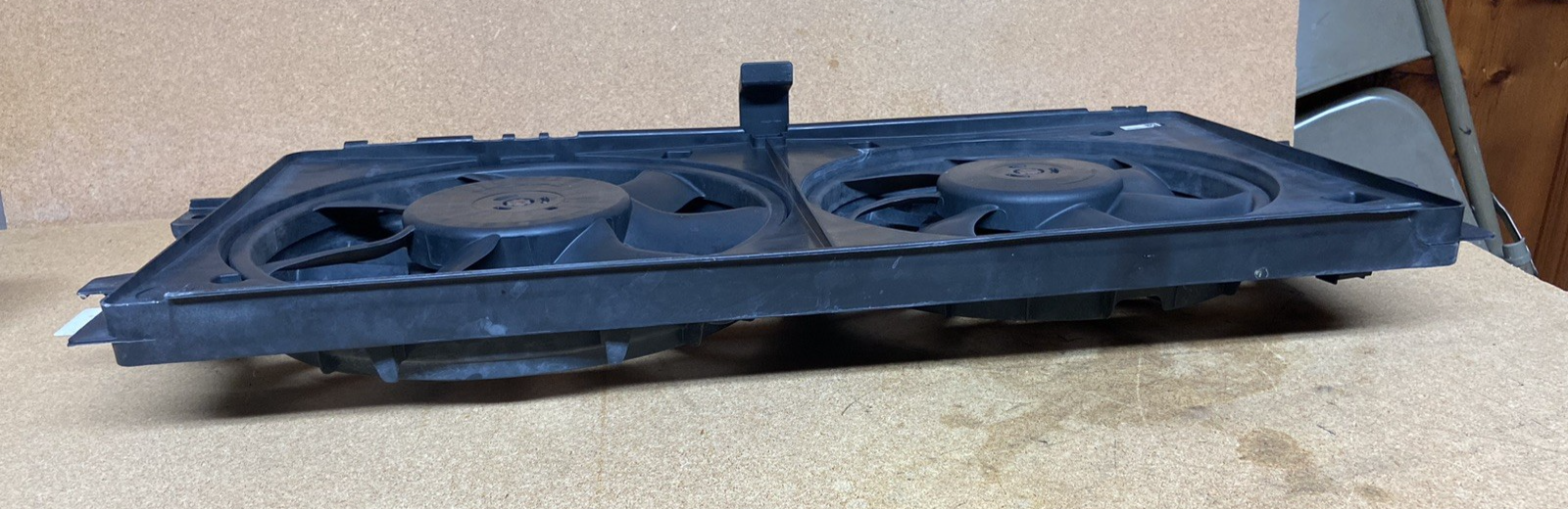 2006-2016 Chevrolet Impala Radiator Cooling Fan Motor Assembly 89018697 OEM