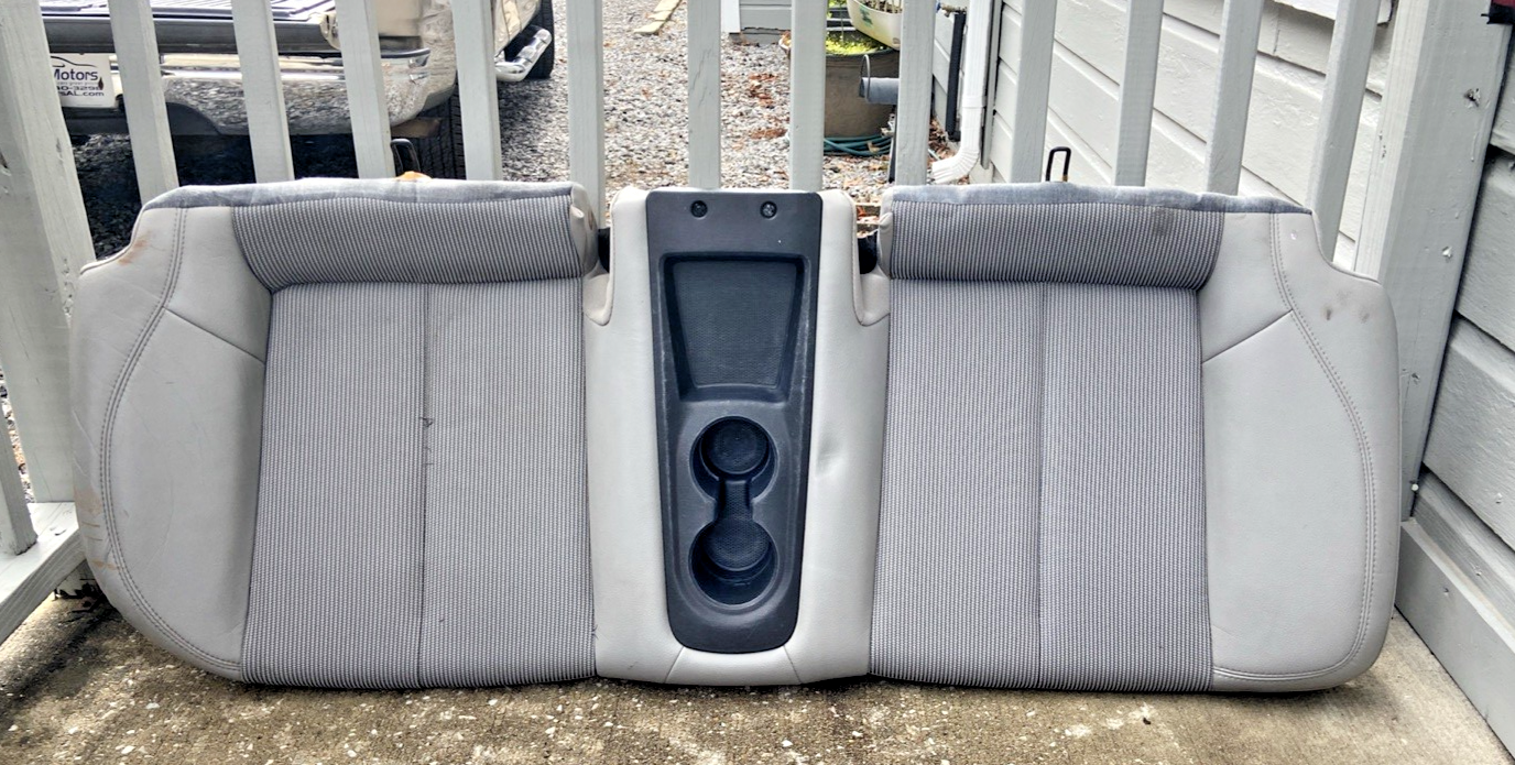 2012-2016 Hyundai Veloster Asiento trasero inferior gris