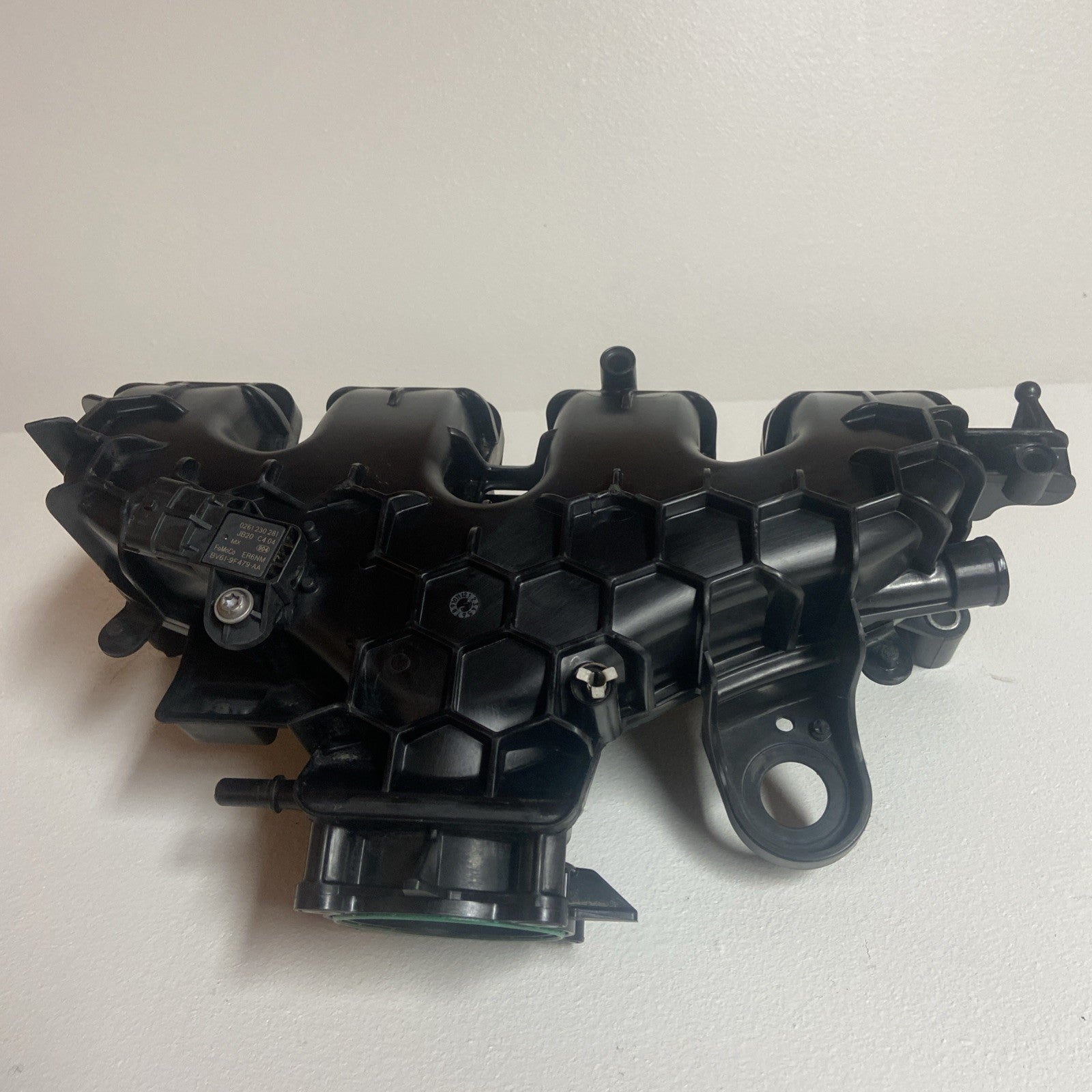 2013-2016 Ford Fusion Upper Intake Manifold