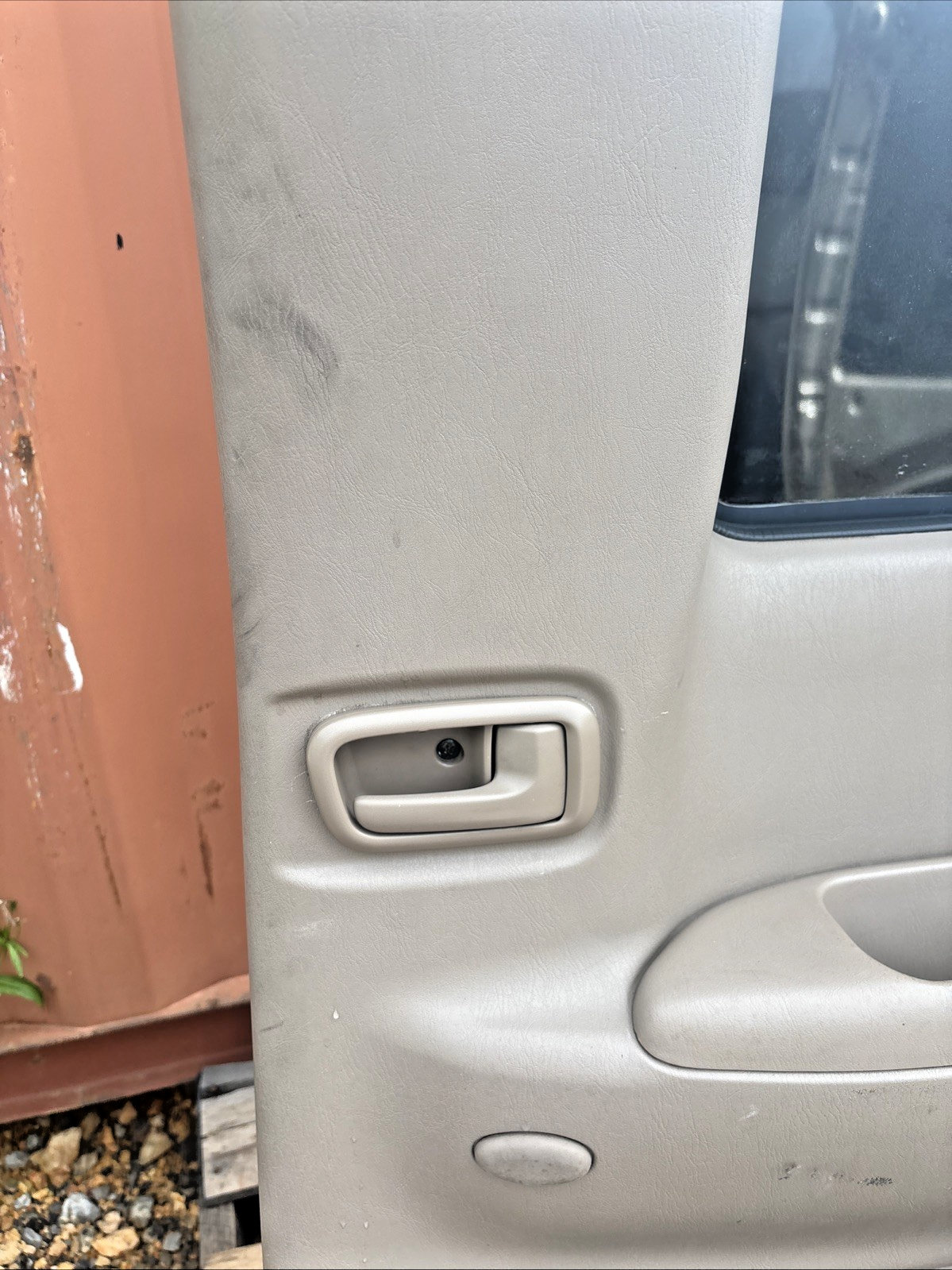 2000-2006 Toyota Tundra Moldura Lateral Trasera Izquierda de la Puerta de Cabina Extendida