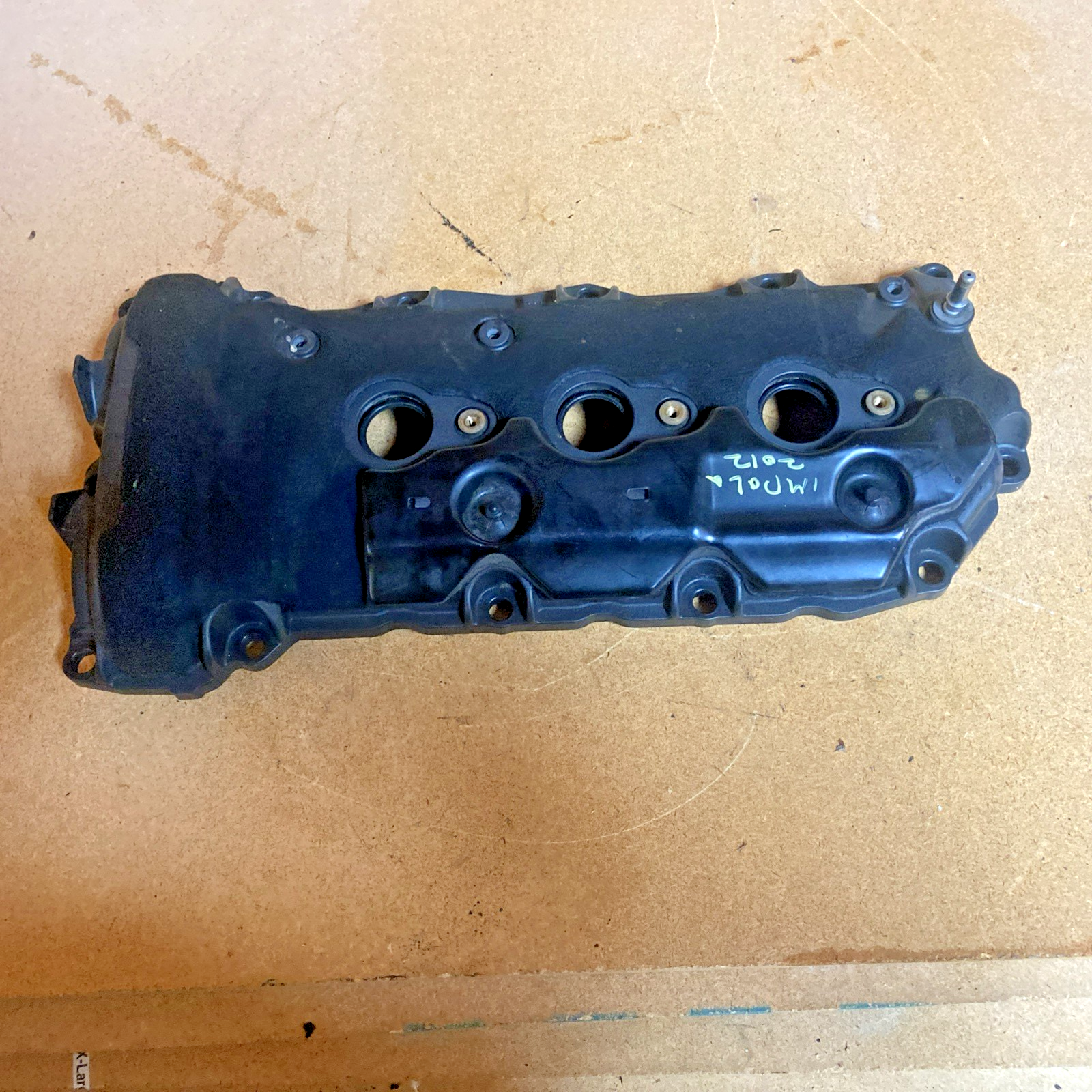 2012-2016 Chevy Impala Right Side Engine Valve Cover 3.6L