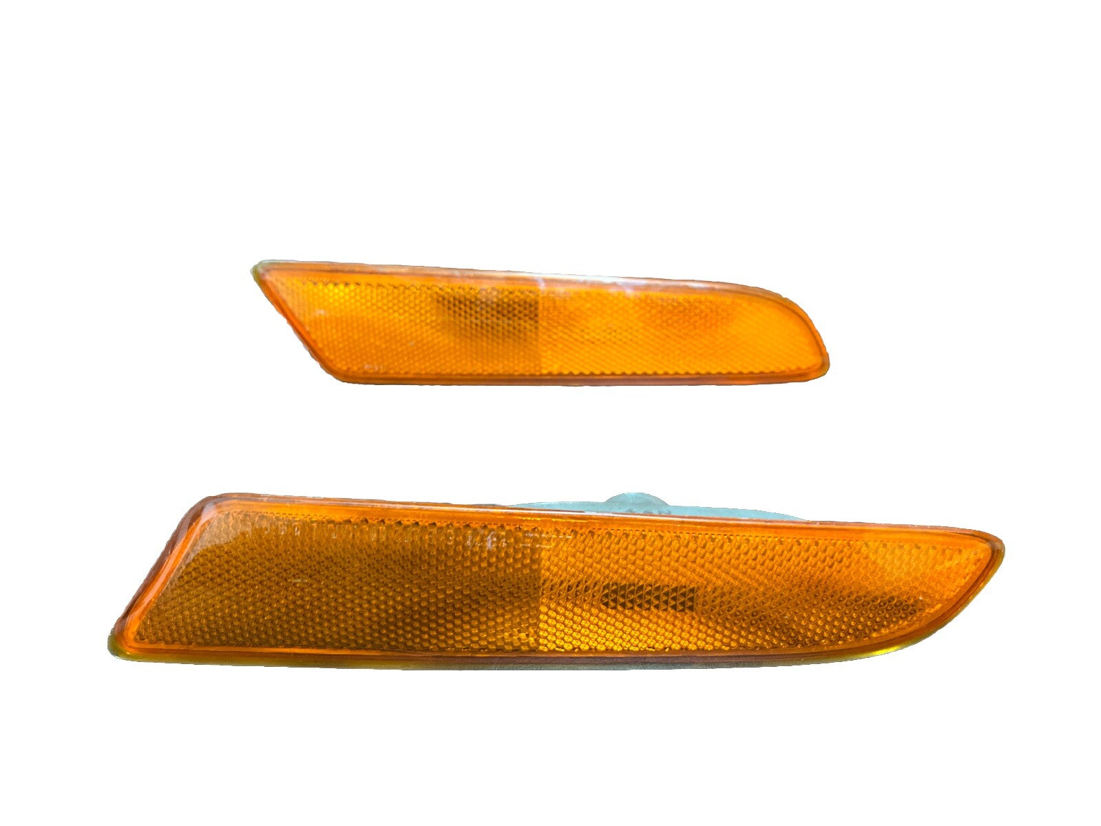 2004 Lexus ES330 Turn Signal Light/KOITO33-76 BOTH LEFT AND RIGHT. SAE AP2 00