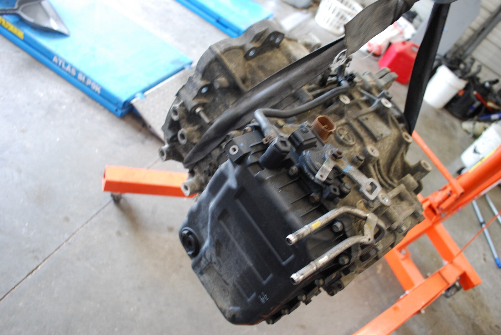 Used Automatic Transmission Assembly fits: 2011-2013 Hyundai Sonata AT 2.4L