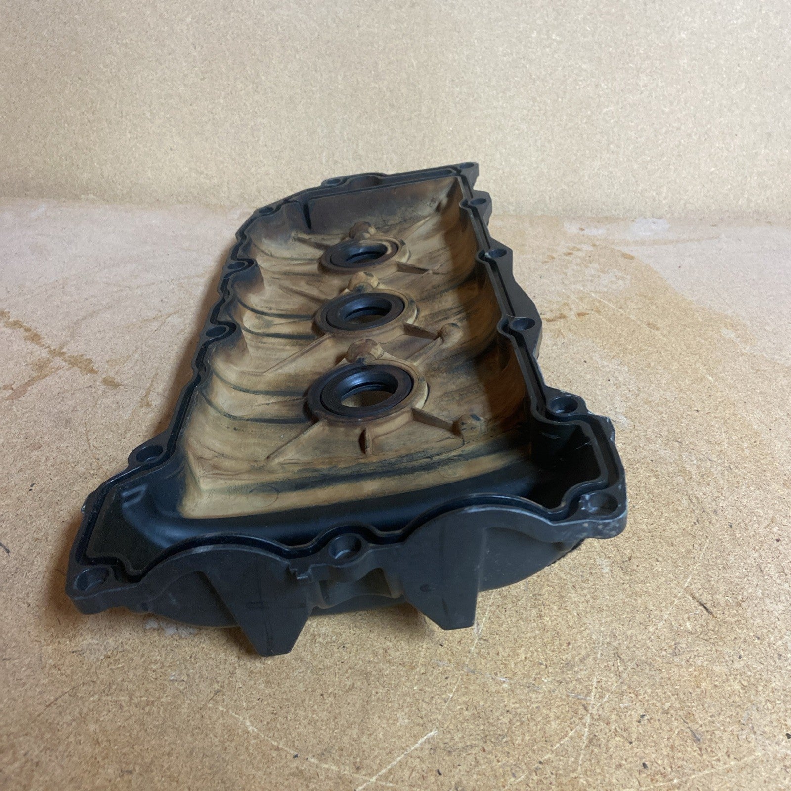 2012-2016 Chevy Impala Right Side Engine Valve Cover 3.6L