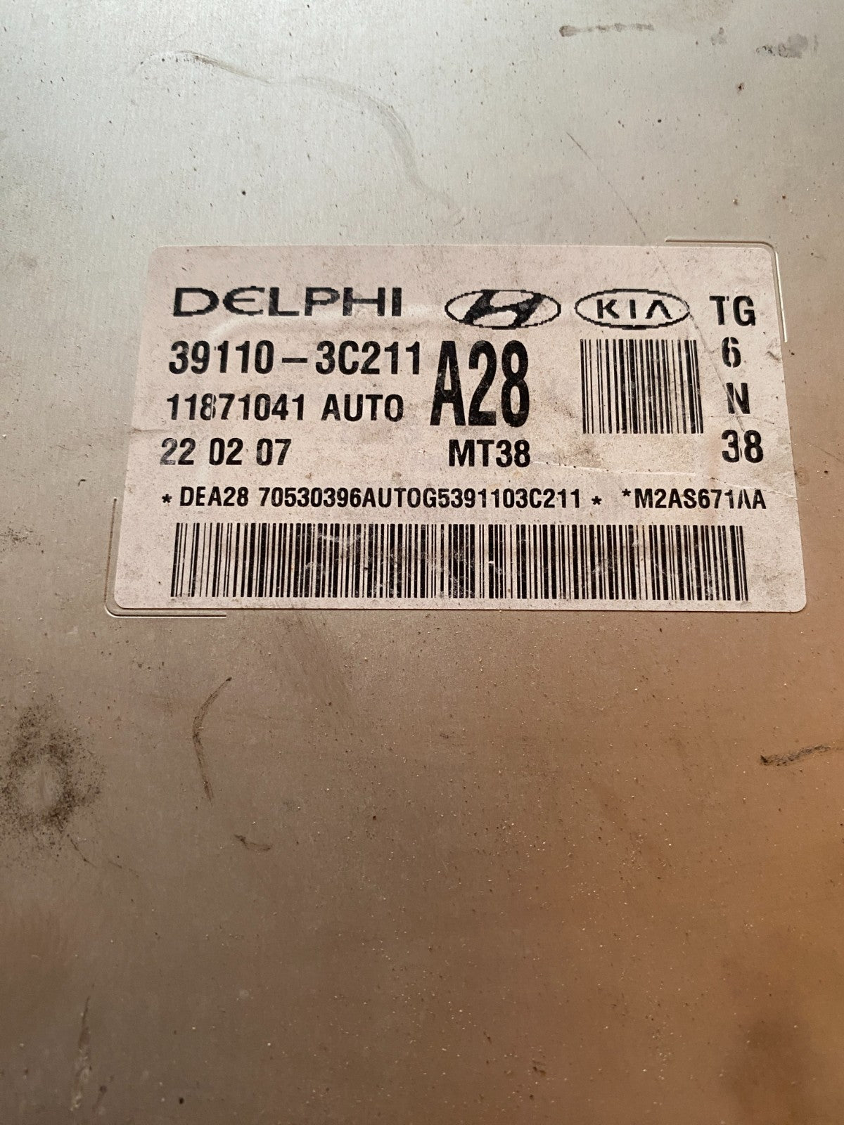 06-10 Hyundai Azera 39110-3C211 Computer Brain Engine Control ECU ECM EBX Module