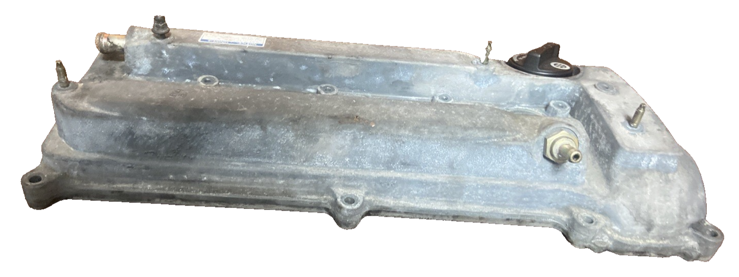 2005 Toyota Highlander 2.4L Engine Valve Cover