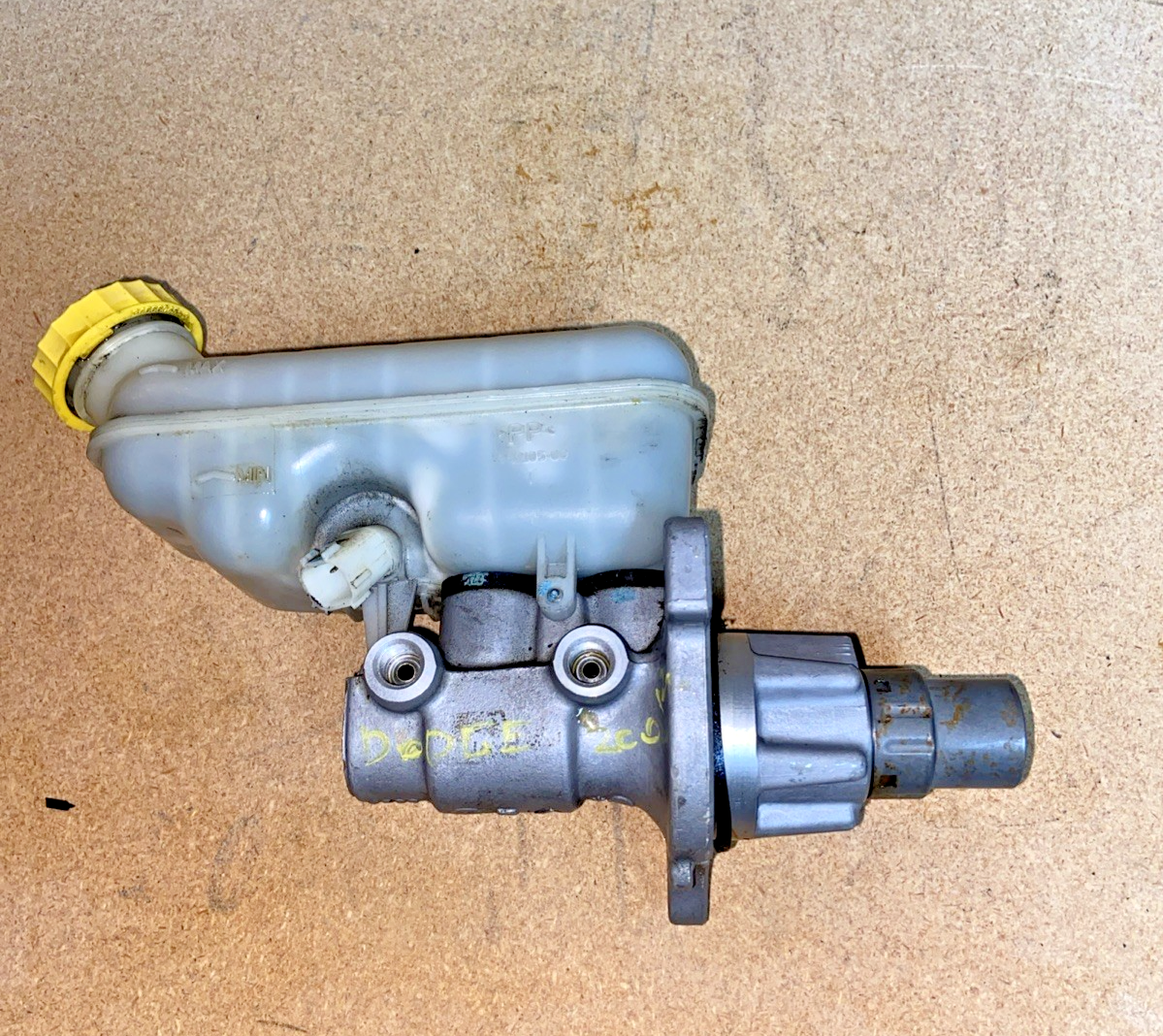 12-20 Dodge Grand Caravan Brake Master Cylinder Assembly OEM