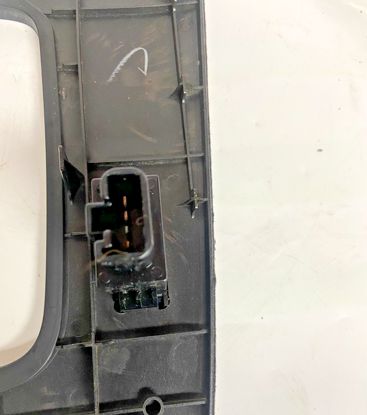 2002-2003 Lexus ES300 Center Console Shifter Bezel Trim
