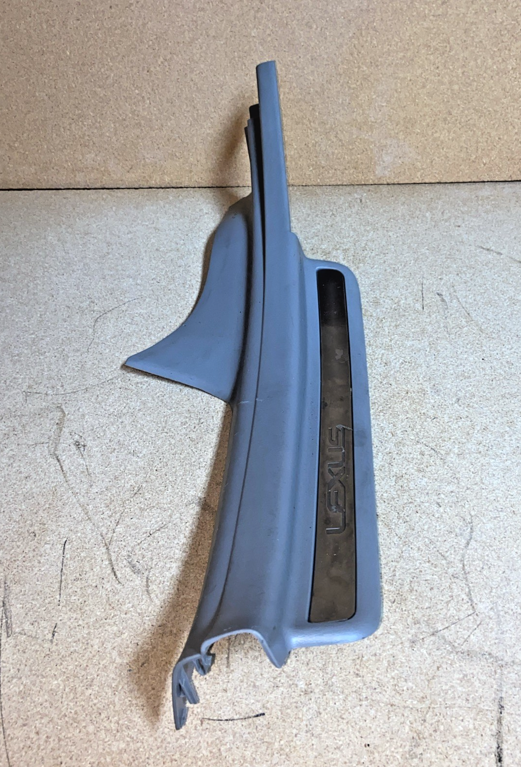 2002-2003 Lexus ES 300 Left Rear Door Sill Cuff Plate Trim 67918-33040