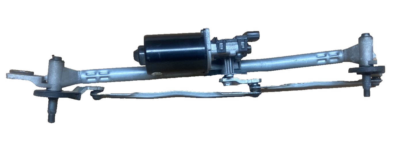 2012 Hyundai Veloster Front Windshield Wiper Motor