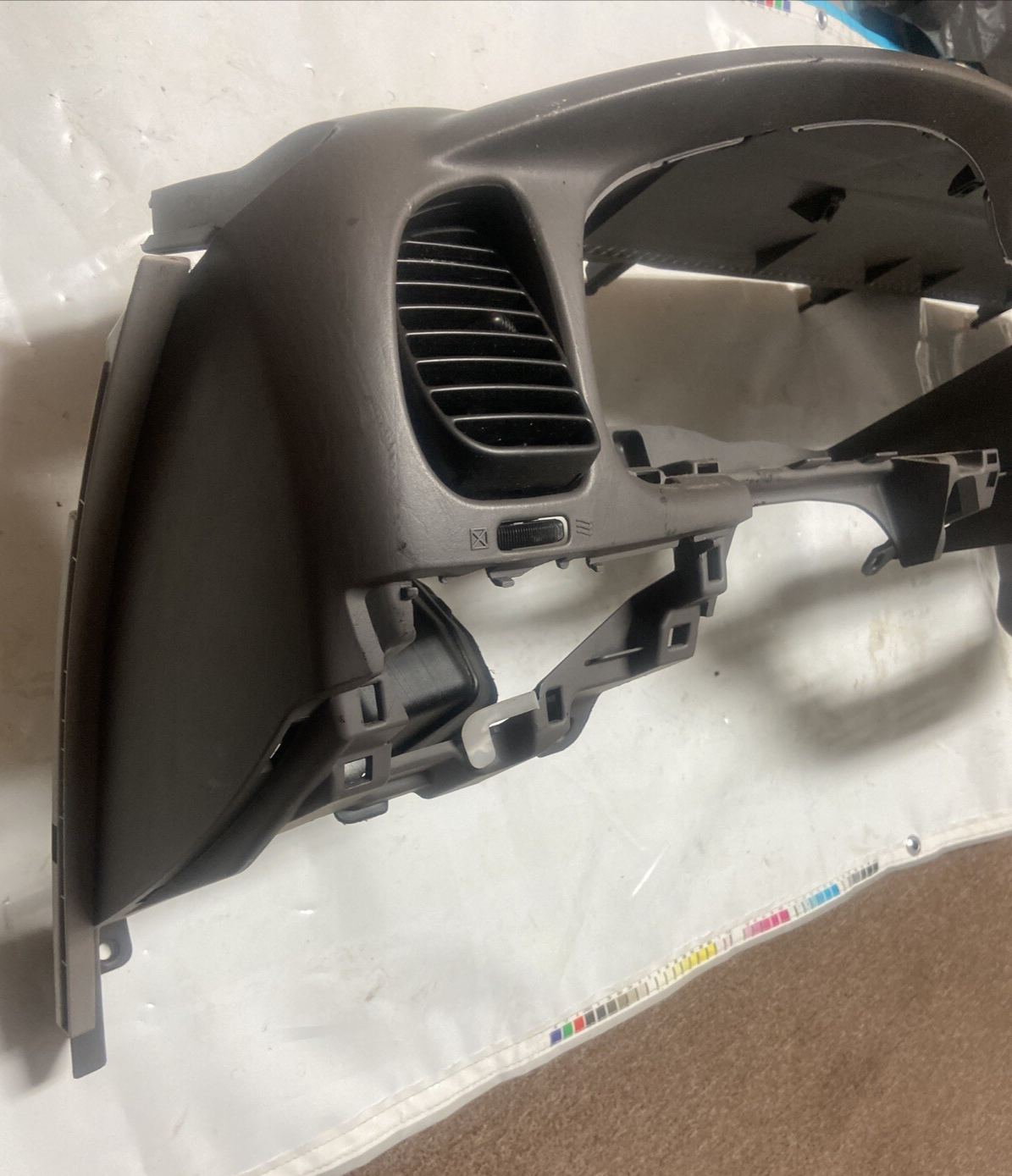 2001 -2007 Toyota Sequoia Dash Panel Dashboard Assembly