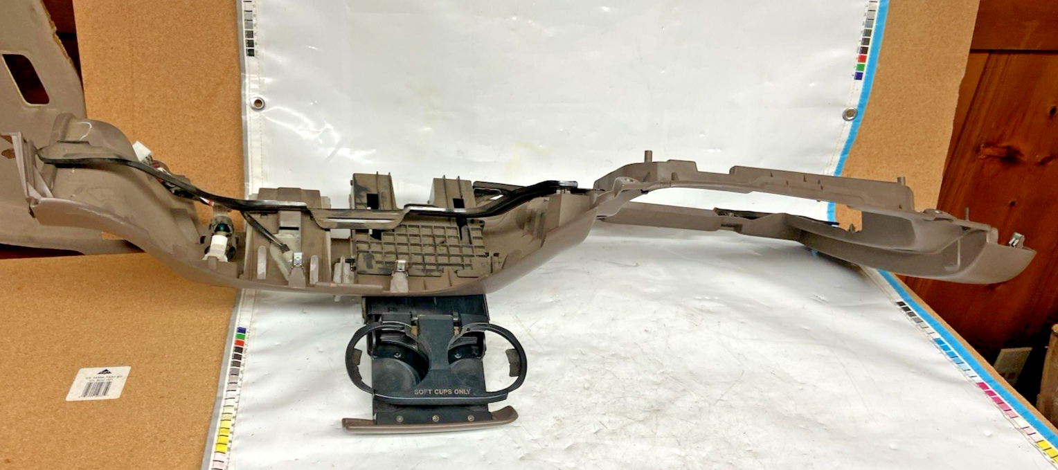 2000-2006 TOYOTA TUNDRA PASSENGER SIDE DASH TRIM CUP HOLDER BEIGE OEM