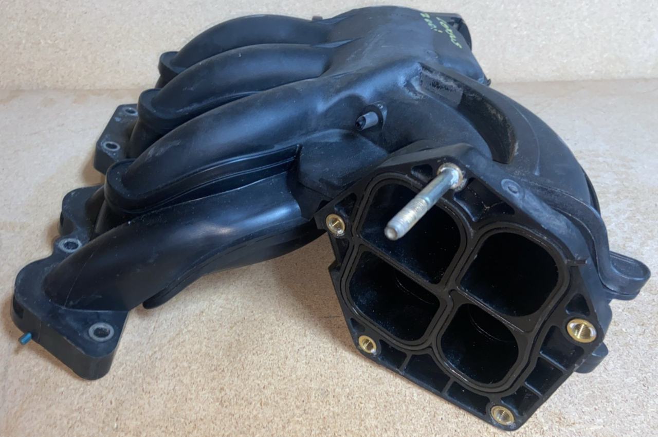 2001 lexus Es 330 upper intake manifold