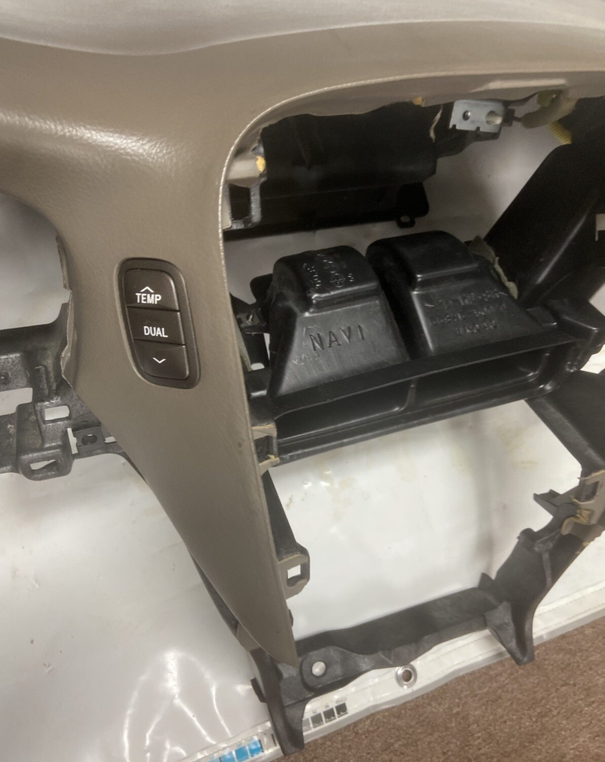 2001-2003 LEXUS LS430 Tablero de Instrumentos Panel de Cubierta OEM 55951-50050