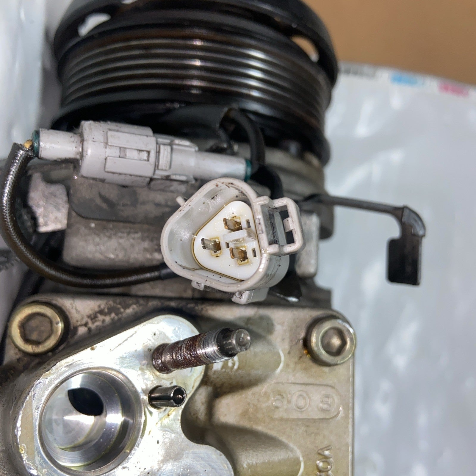 1995-2000 LEXUS LS400 AIR CONDITION AC COMPRESSOR