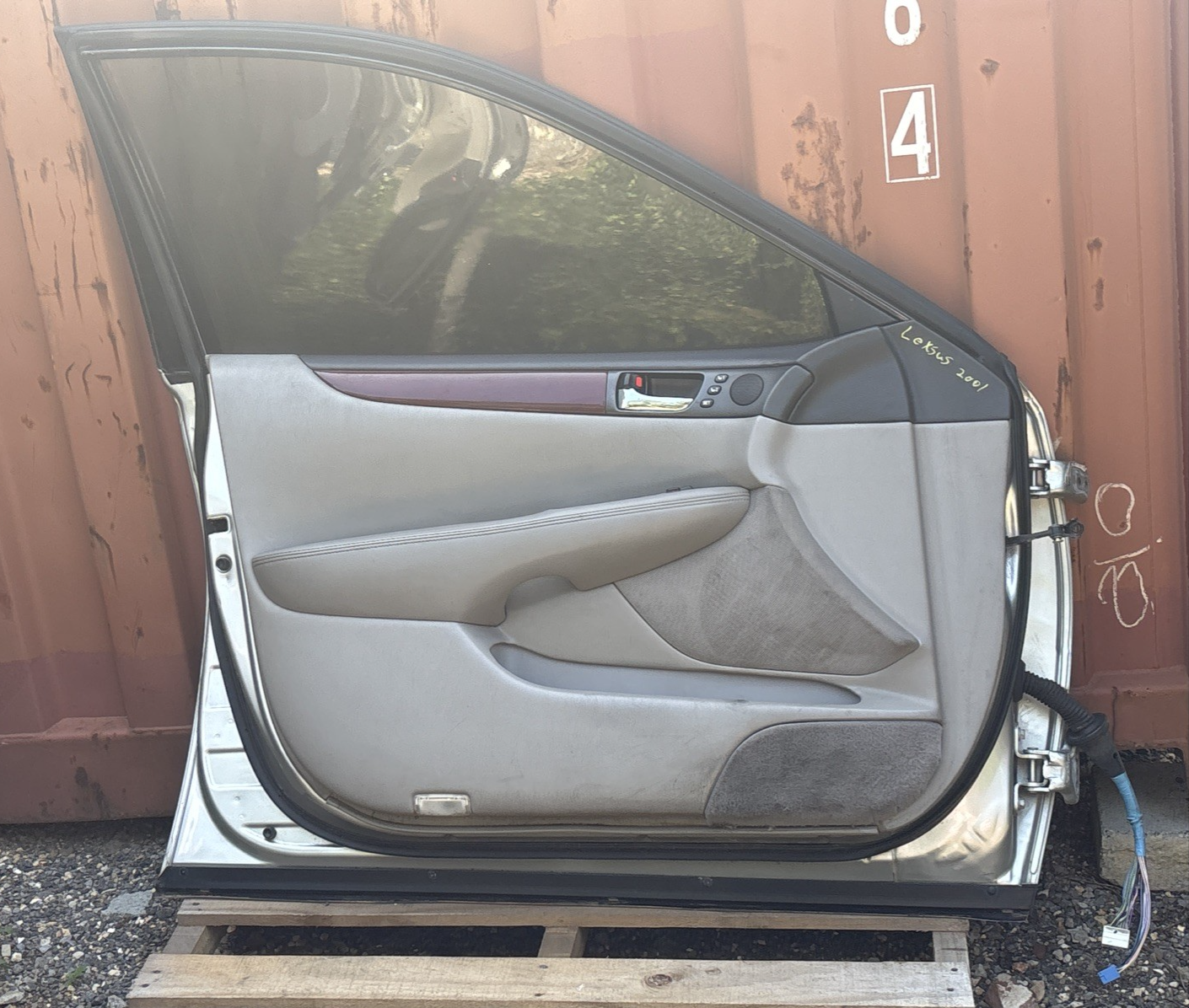 2002-2003 Lexus ES300 ES330 Front Left Driver Door Shell OEM Silver