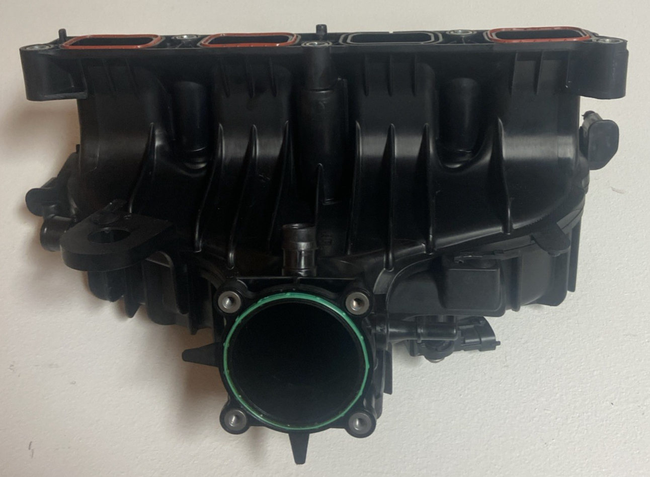 2013-2016 Ford Fusion Upper Intake Manifold