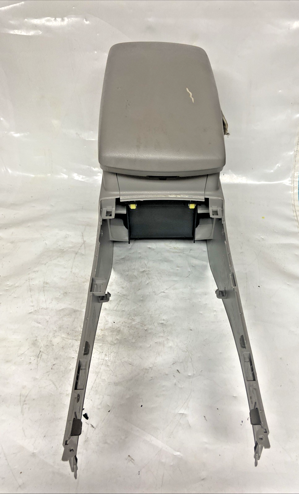2007-2011 Toyota Camry Floor Mounted Center Console Assembly