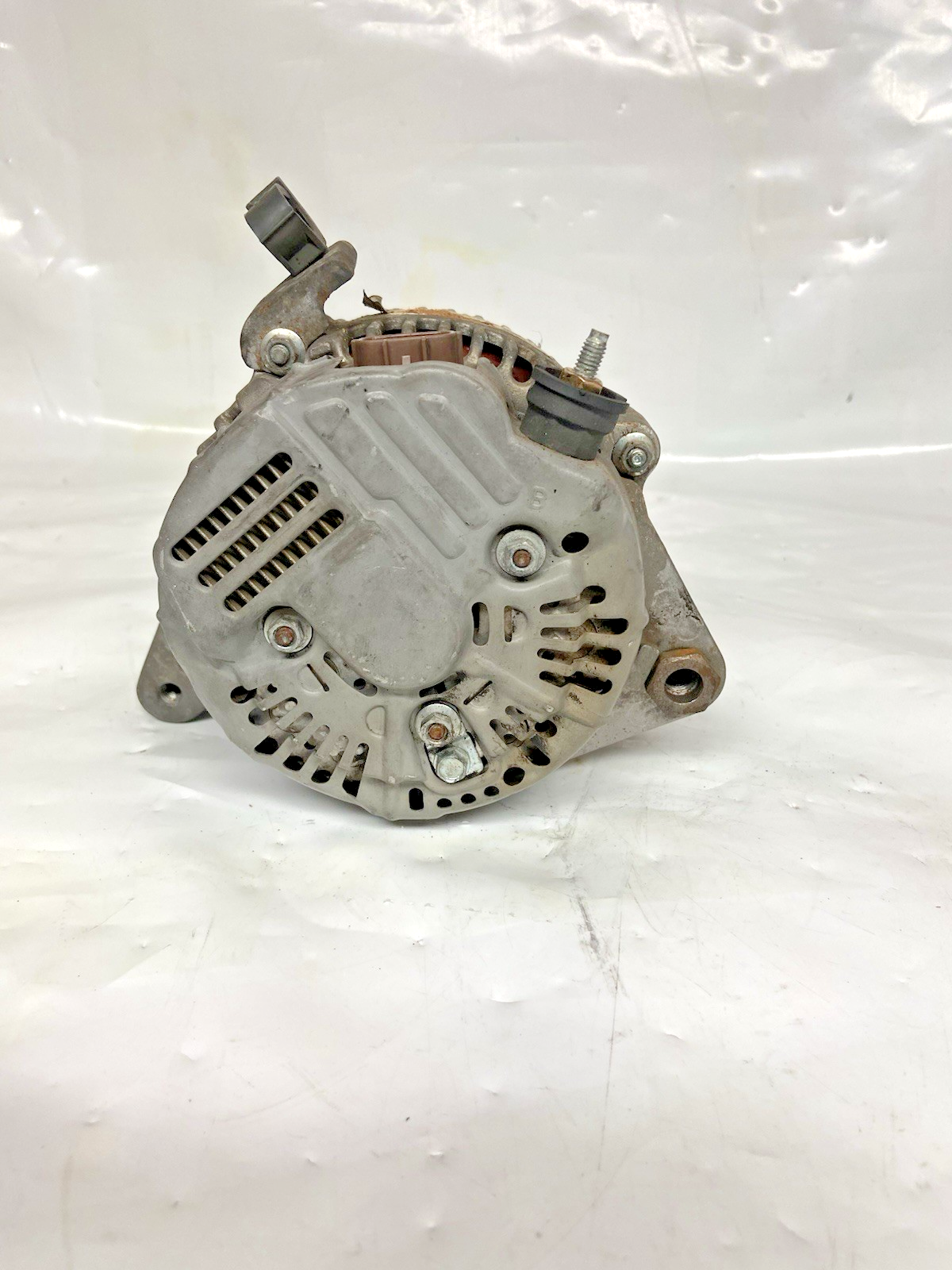 2002-2003 Lexus ES300 3.0L Alternator Unit