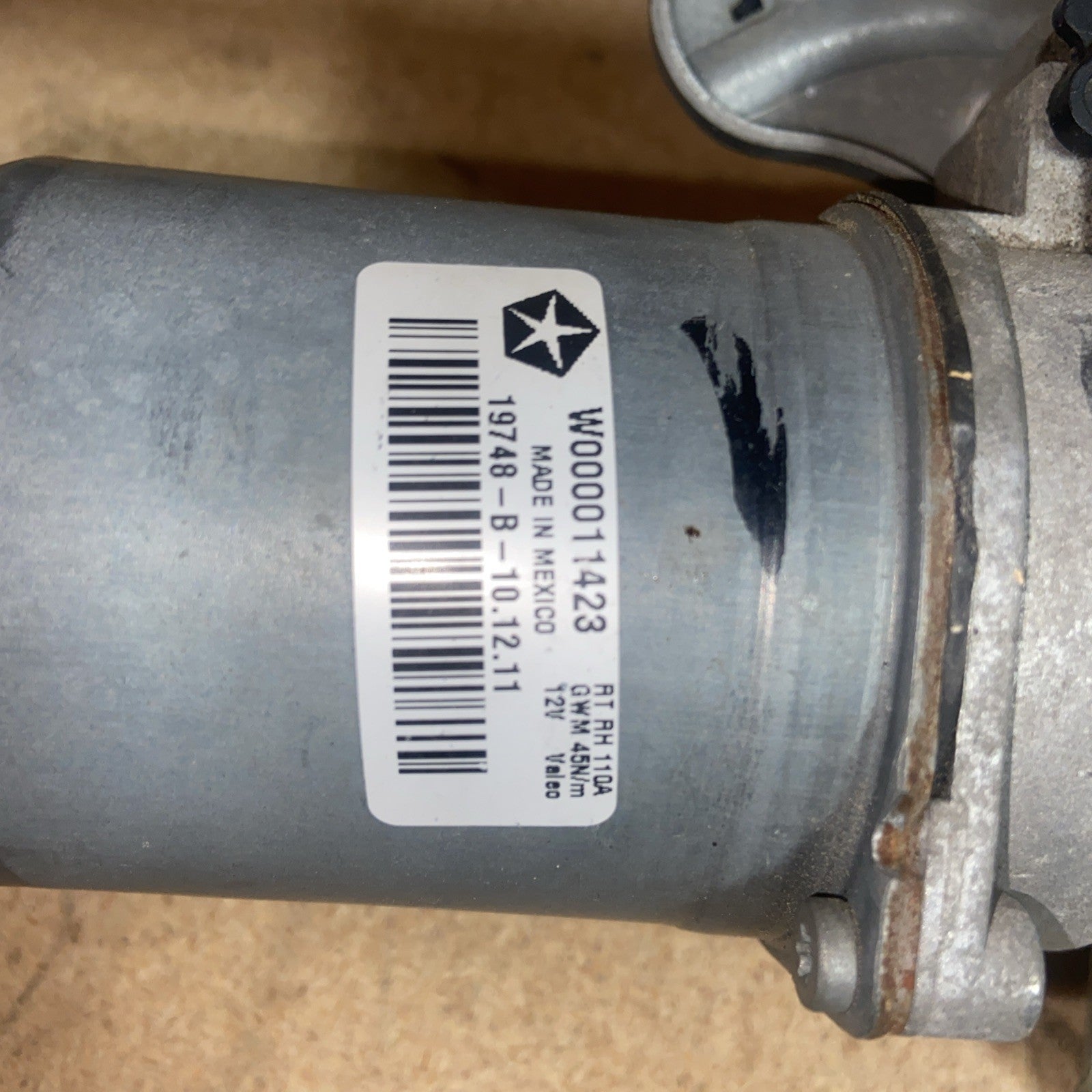2008-2020 Dodge Grand Caravan Windshield Wiper Motor Linkage Assembly 05113043AE