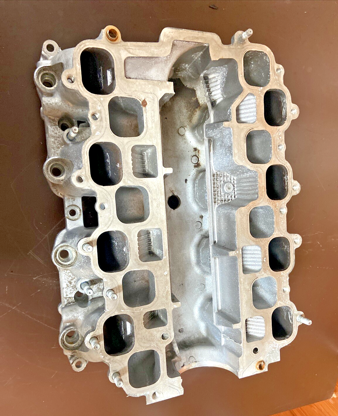 01-04 LEXUS LS430 GS430 4.3L LOWER ENGINE AIR INTAKE MANIFOLD ASSY OEM