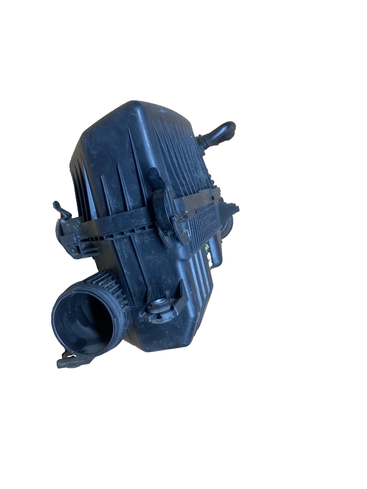 11 - 16 HYUNDAI Veloster Air Cleaner 1.6L engine