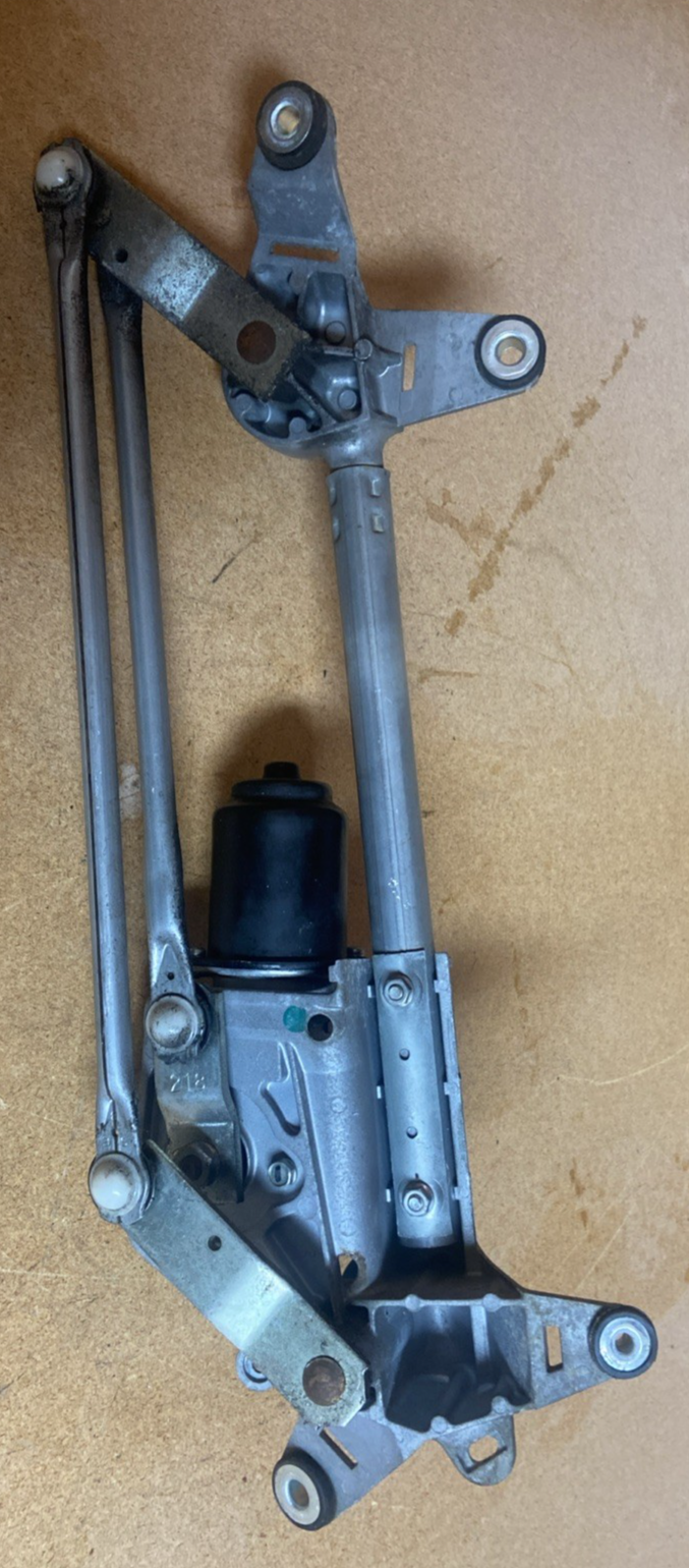 2006 Acura TSX Windshield Wiper Motor And Transmission Assembly