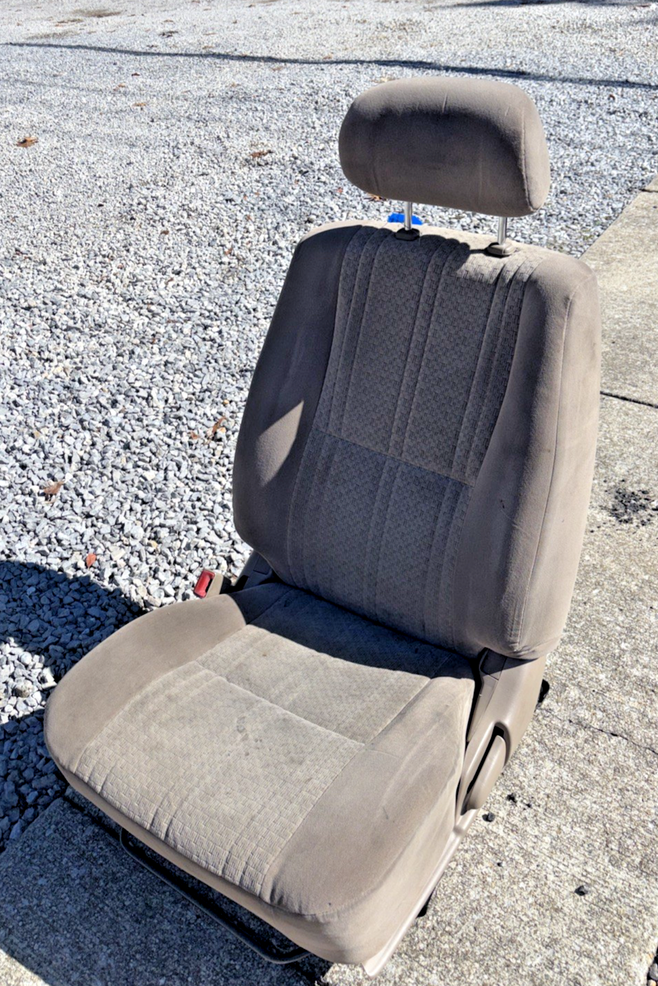 00-03 Toyota Tundra Front Left Seat Driver Side Cushion Material SR5 Foam TAN