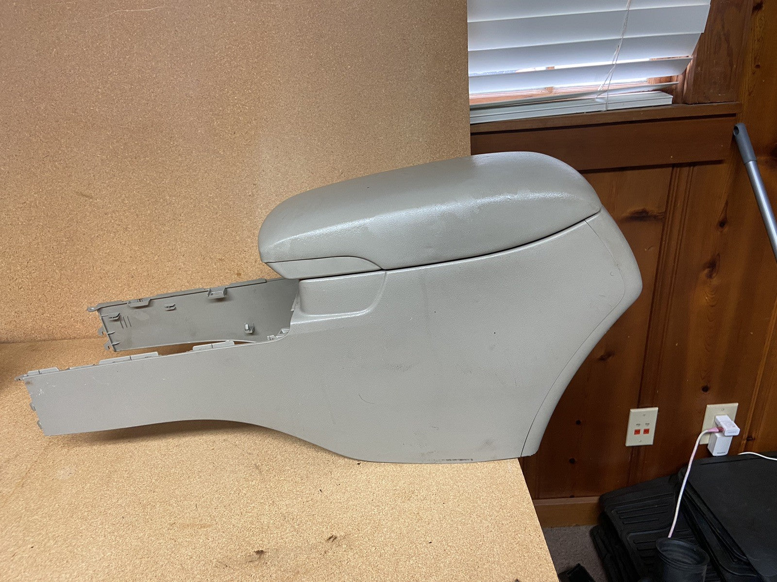 2007-2011 Toyota Camry Floor Mounted Center Console Assembly
