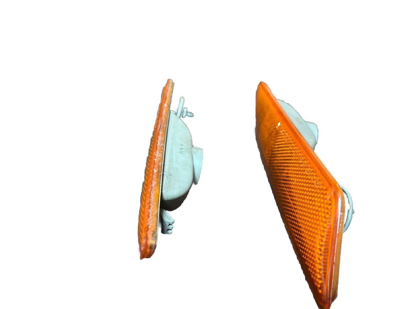 2004 Lexus ES330 Turn Signal Light/KOITO33-76 BOTH LEFT AND RIGHT. SAE AP2 00