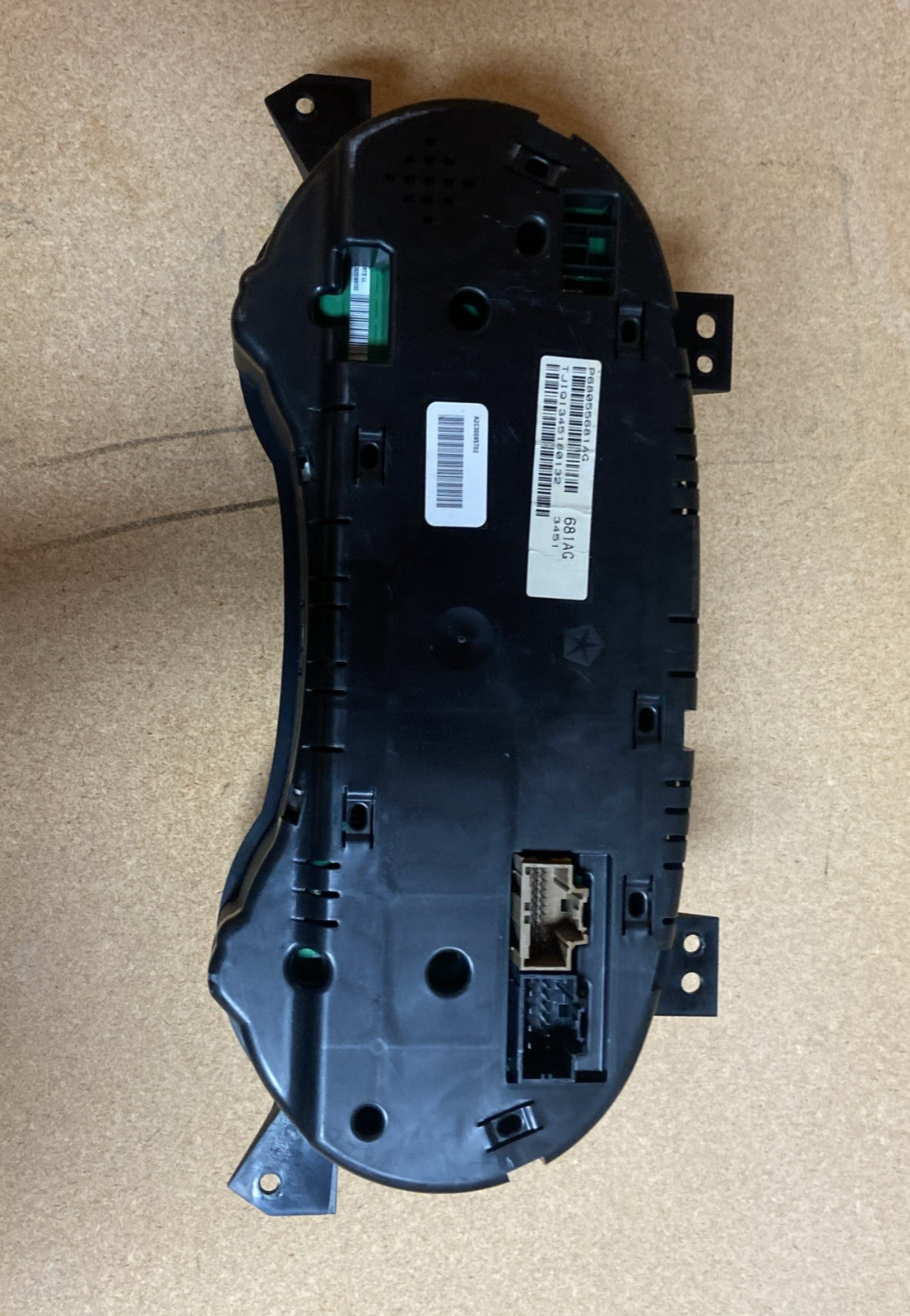 2011-2012 Dodge Grand Caravan Speedometer Instrument Cluster Gauge P68055681AG