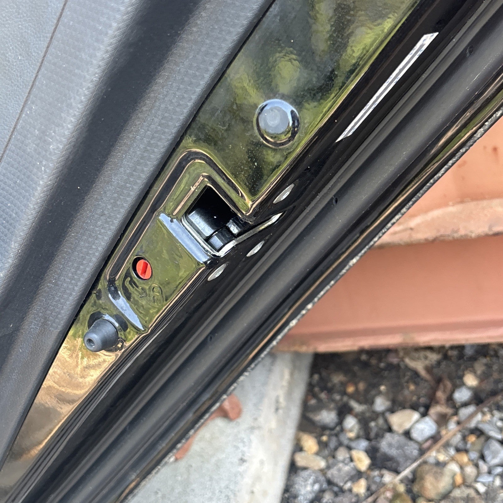 2012-2017 Hyundai Veloster Ensamblaje de puerta trasera derecha (carcasa) OEM