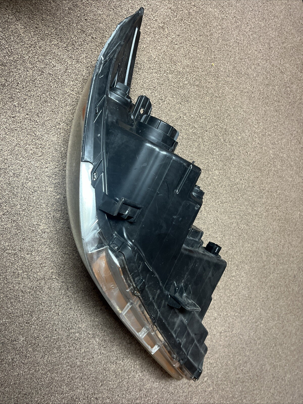 2011-2014 Hyundai Sonata Faro Delantero Halógeno Lado Izquierdo del Conductor OEM 921013Q000