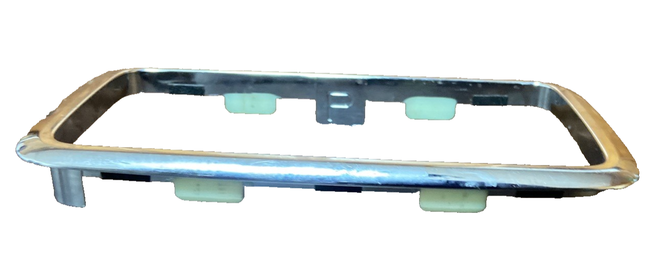 2001 Lexus LS 430 Embellecedor de la perilla de cambios cromado 35972-50120