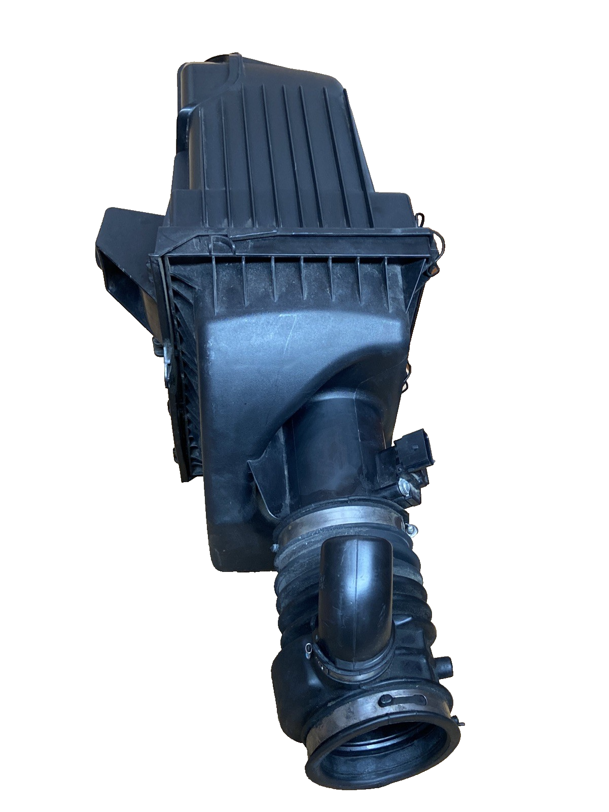 2012-2016 Chevy Impala Air Cleaner Box 22866477