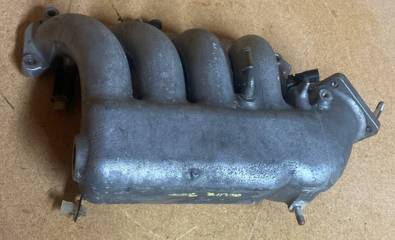 2006 Acura TSX Upper Intake Manifold 2.4 L 4 Cylinder