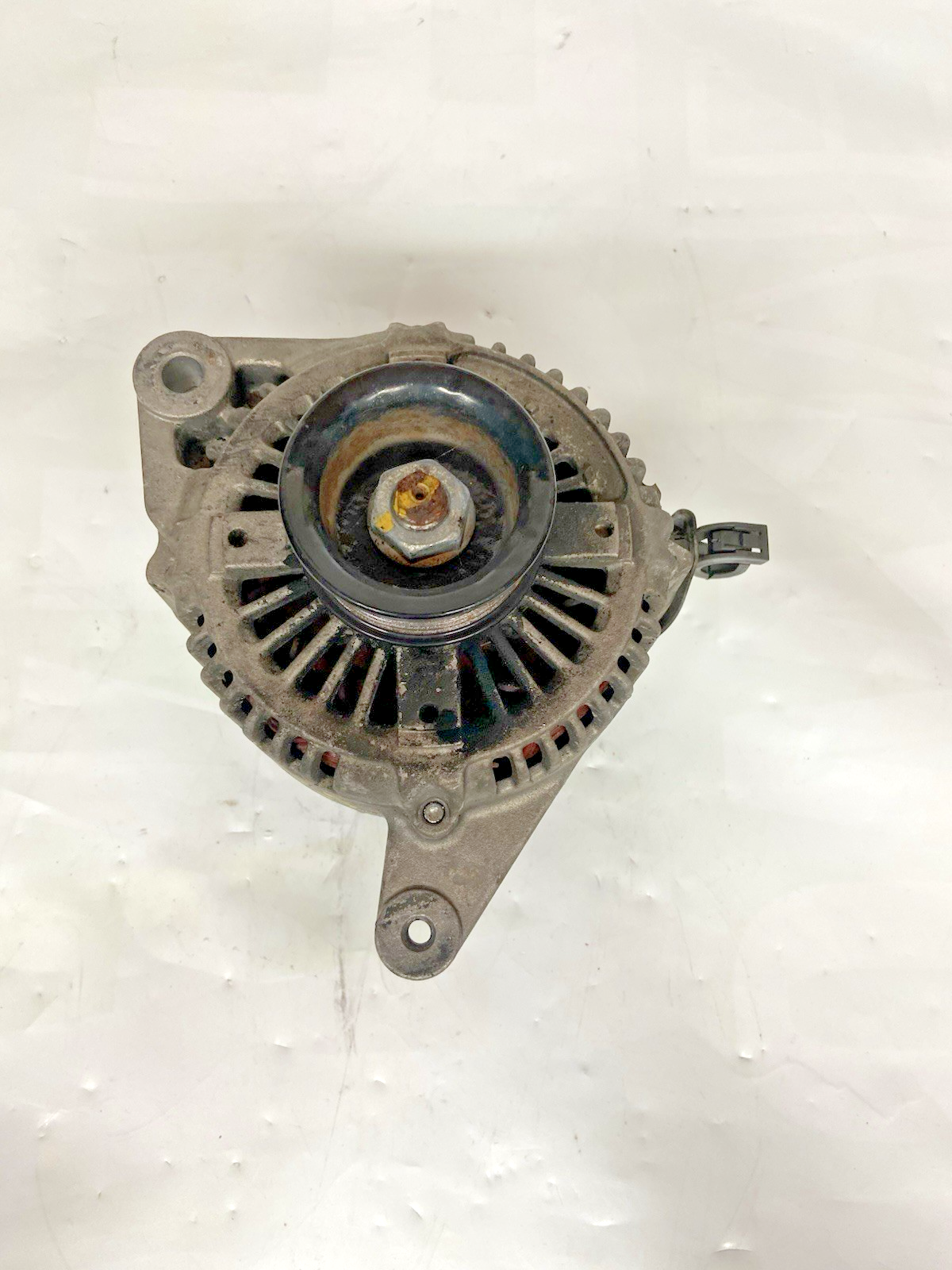 2002-2003 Lexus ES300 3.0L Alternator Unit