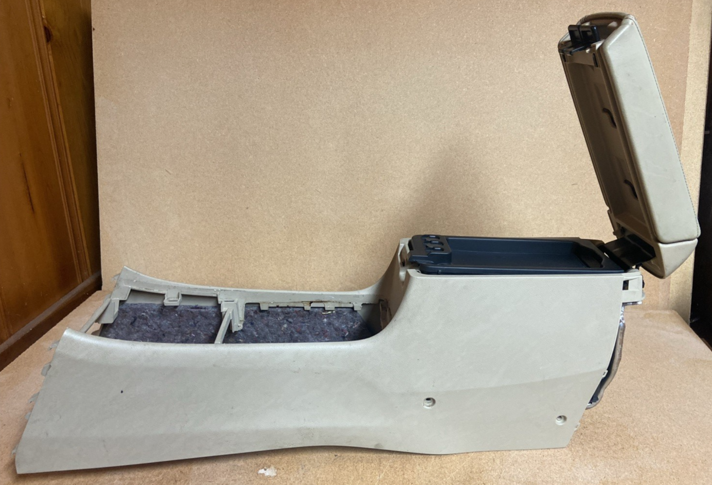 2004-2008 Acura TSX Center Console Arm Rest Storage Bin Floor Tan