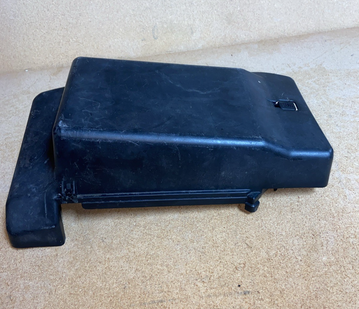 1995-2000 Lexus LS 400 Fuse and Relay Block Upper Cover with Caution Plate OEM