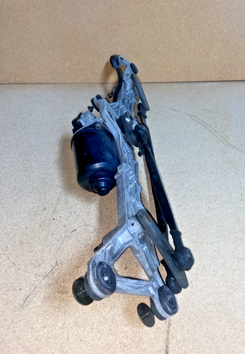 95-00 LEXUS LS400 WINDSHIELD WIPER TRANSMISSION LINKAGE W MOTOR 85110-50090