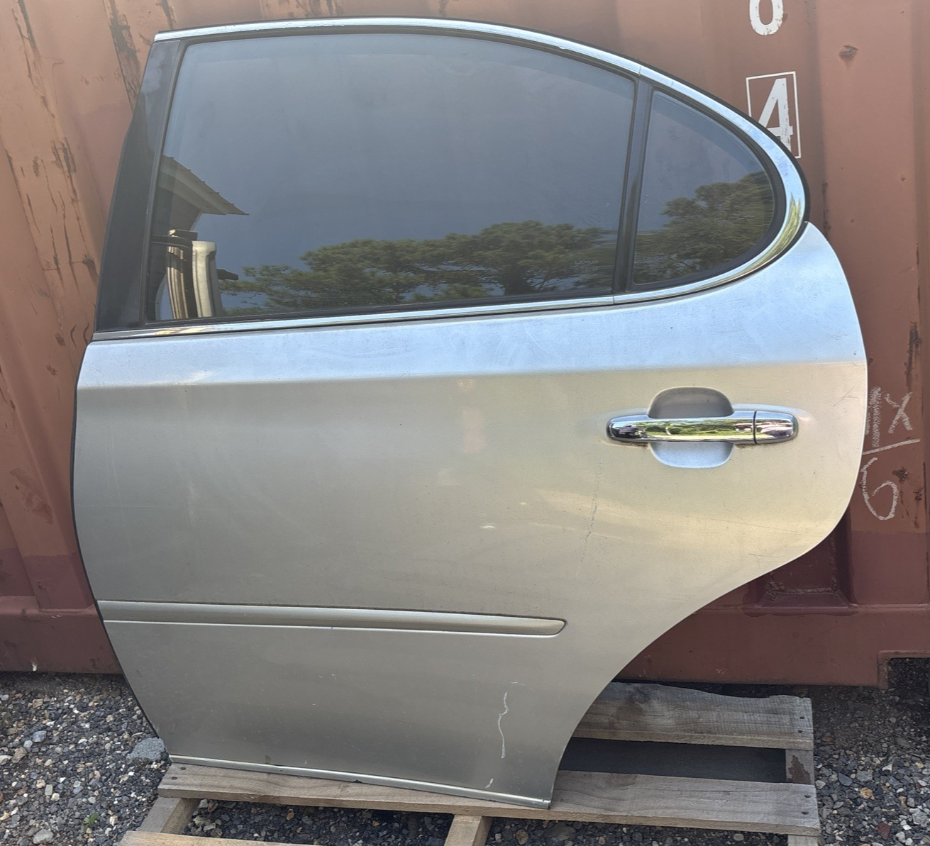 2002-2003 Lexus ES300 ES330 Carcasa de puerta trasera izquierda OEM plateada