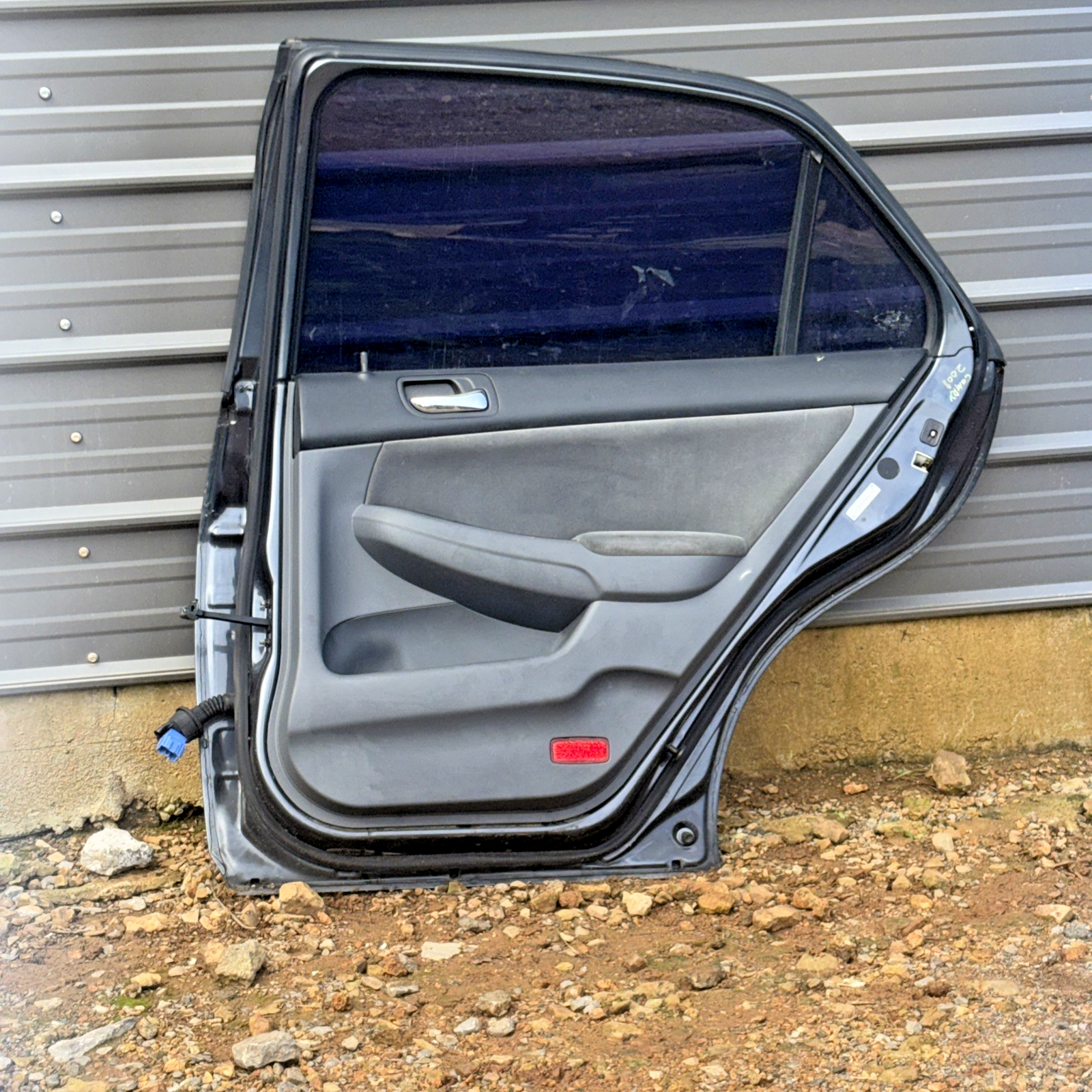 2004 Honda Accord Trasero Derecho PUERTA SIN ACCESORIOS Panel de puerta gris