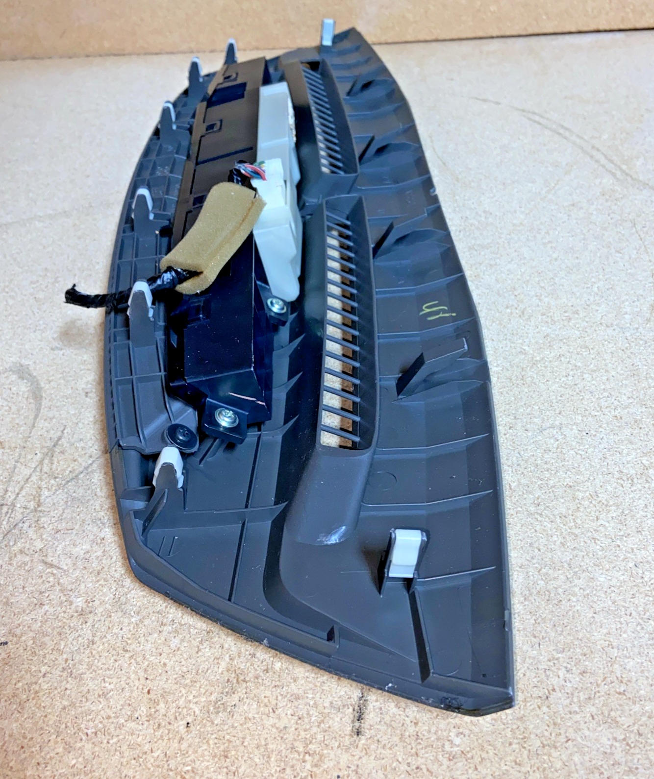Panel de ventilación del desempañador superior del salpicadero para Toyota Camry 2007-2011 55981-06040