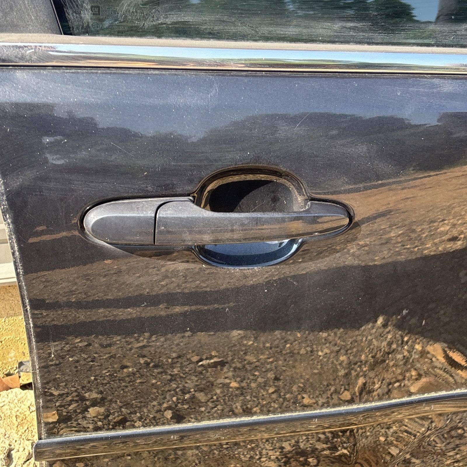 2006-2016 Chevrolet Impala Right Front Passenger Door Shell *EOM Black. Dent