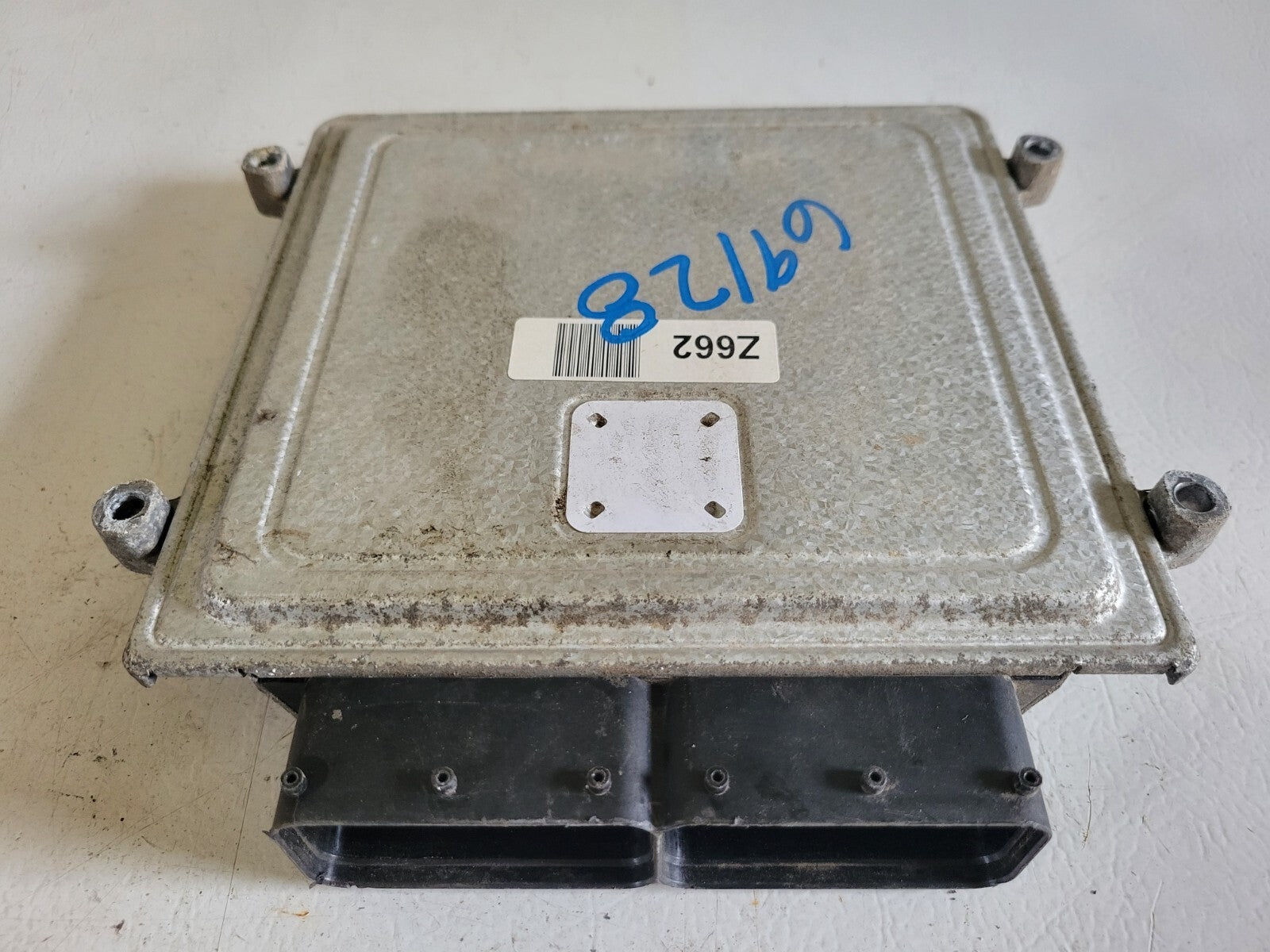 2011-2012 Hyundai Sonata 2.4L MT 39102-2G662 Engine Control Module ECM ECU PCM