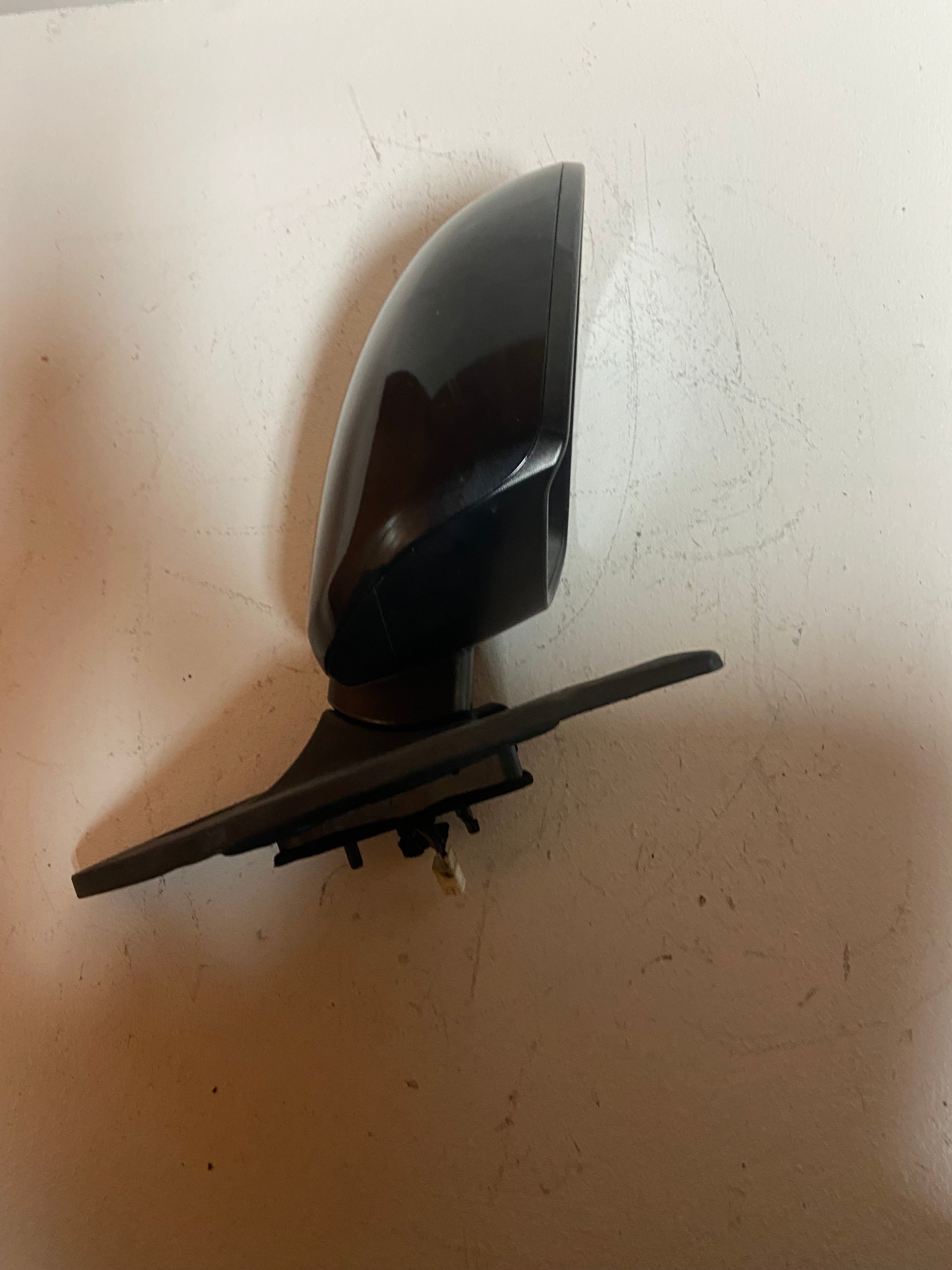 2011 Mazda Touring 3 right passenger side mirror