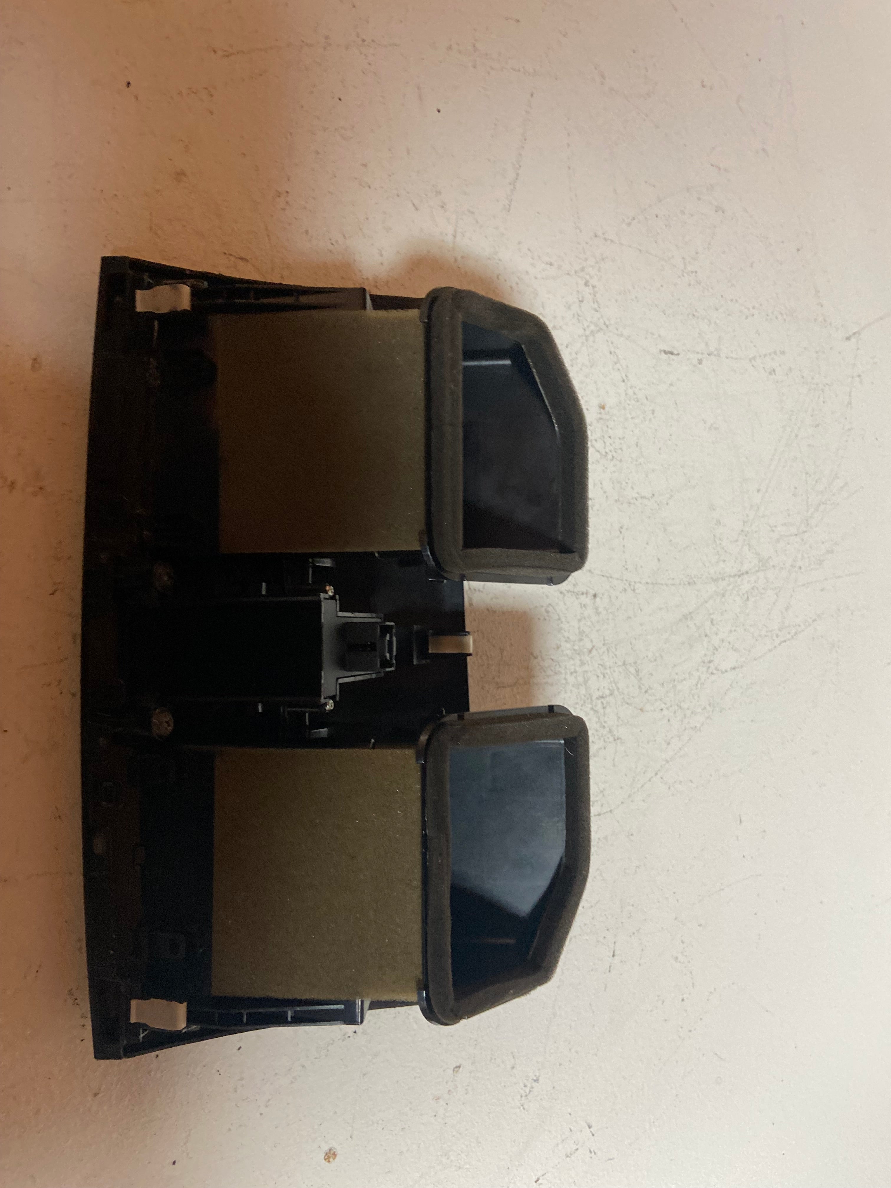 Center A/C vent and hazard switch assembly, black housing and side vent covers